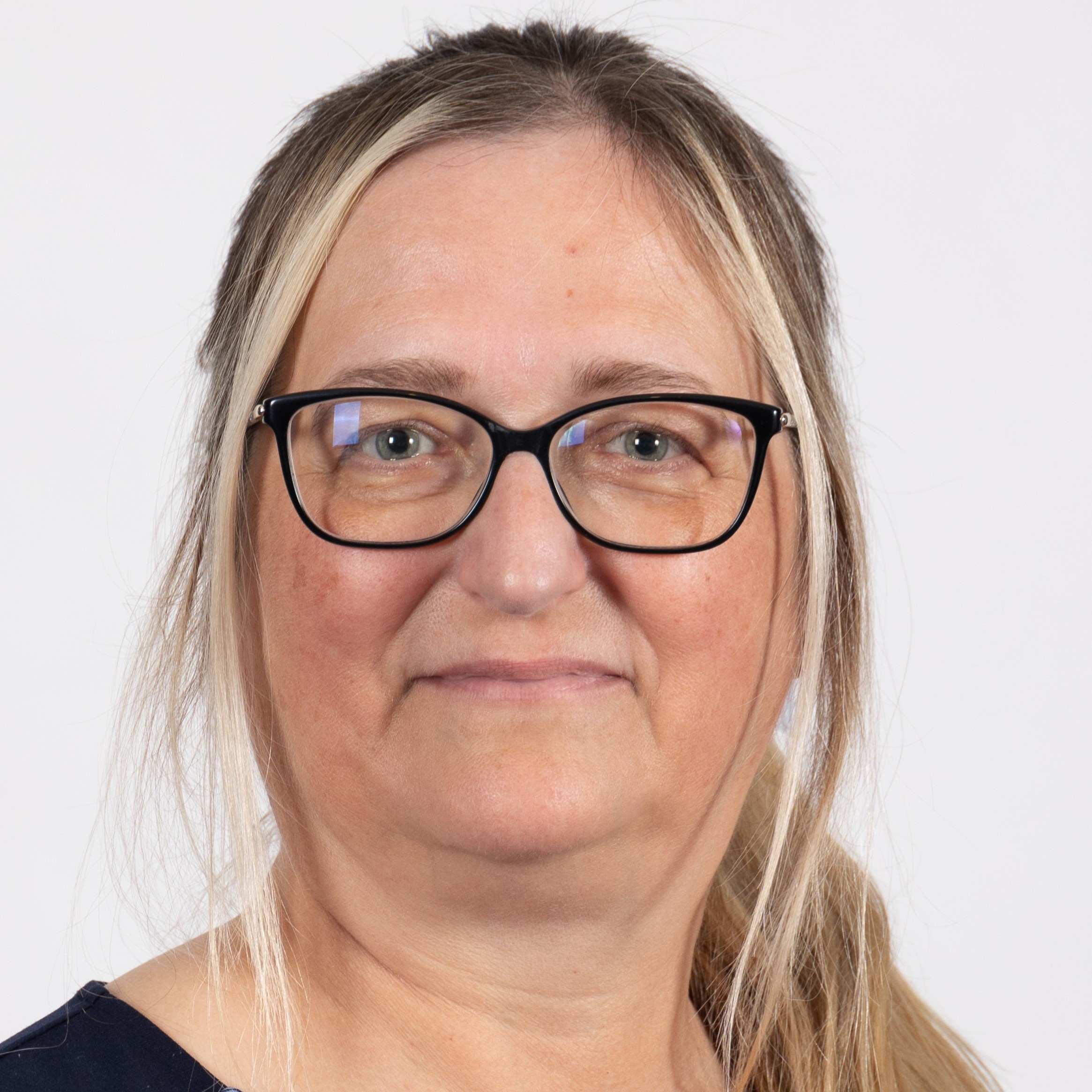 Headshot of Dionna Begg